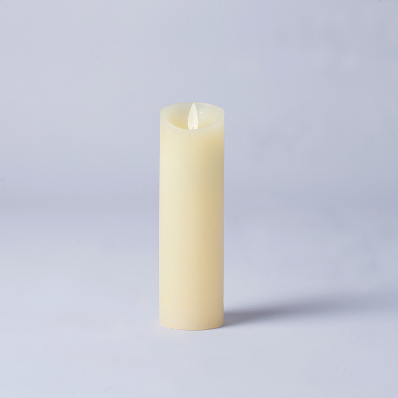 Pachet de 3 lumânări ivory care pâlpâie fără flacără